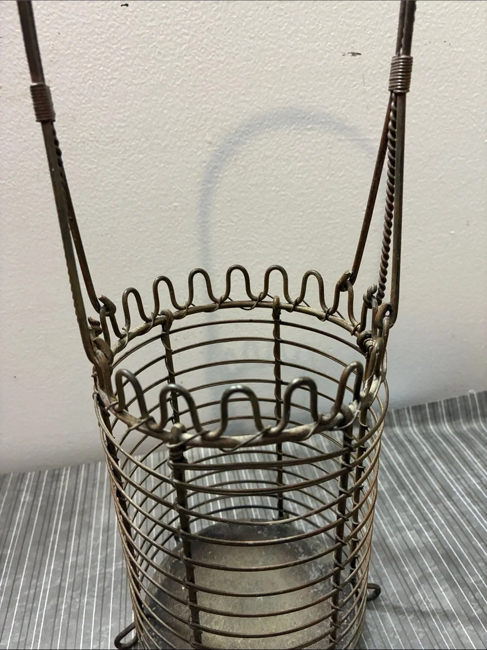 Rustic Metal Wire Basket